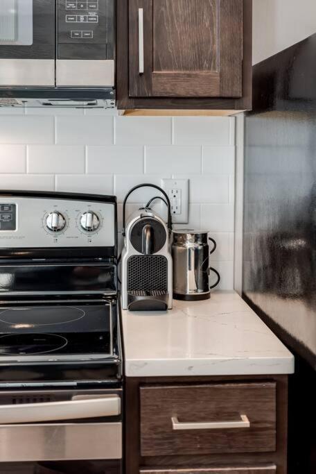 Walkable Apt Next To Restaurants, Bars, And Shops! Πόρτλαντ Εξωτερικό φωτογραφία