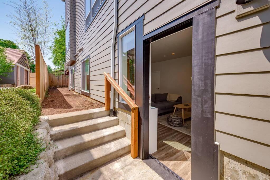 Walkable Apt Next To Restaurants, Bars, And Shops! Πόρτλαντ Εξωτερικό φωτογραφία